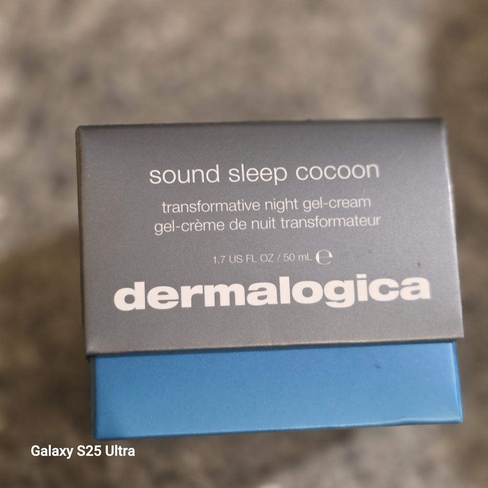 Dermalogica Sound Sleep Cocoon Night Gel in Gray and Blue